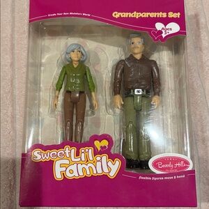 Beverly Hills Doll Collection Sweet Li'l Family Set Grandparents Figures